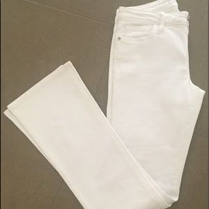 Joe’s Jean Skinny Boot Cut in White